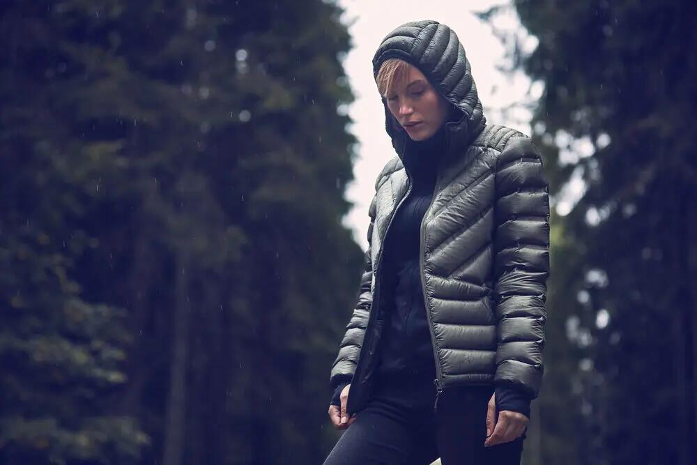 craft Light Down Jacket W casaco leve isolante 7/7