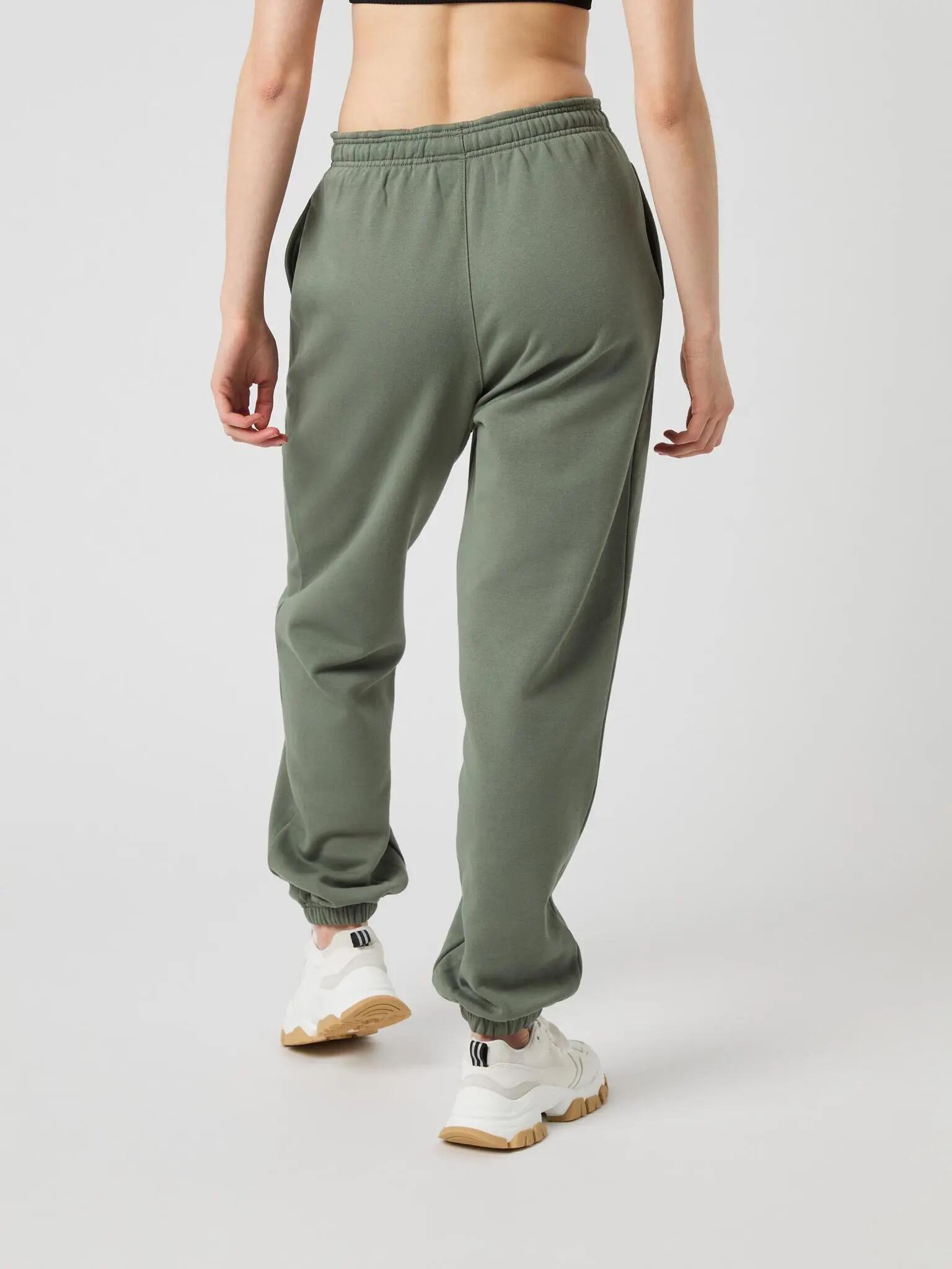 bjorn_borg STUDIO OVERSIZED SWEATPANTS — corte oversize, cor AGAVE GREEN 2/4
