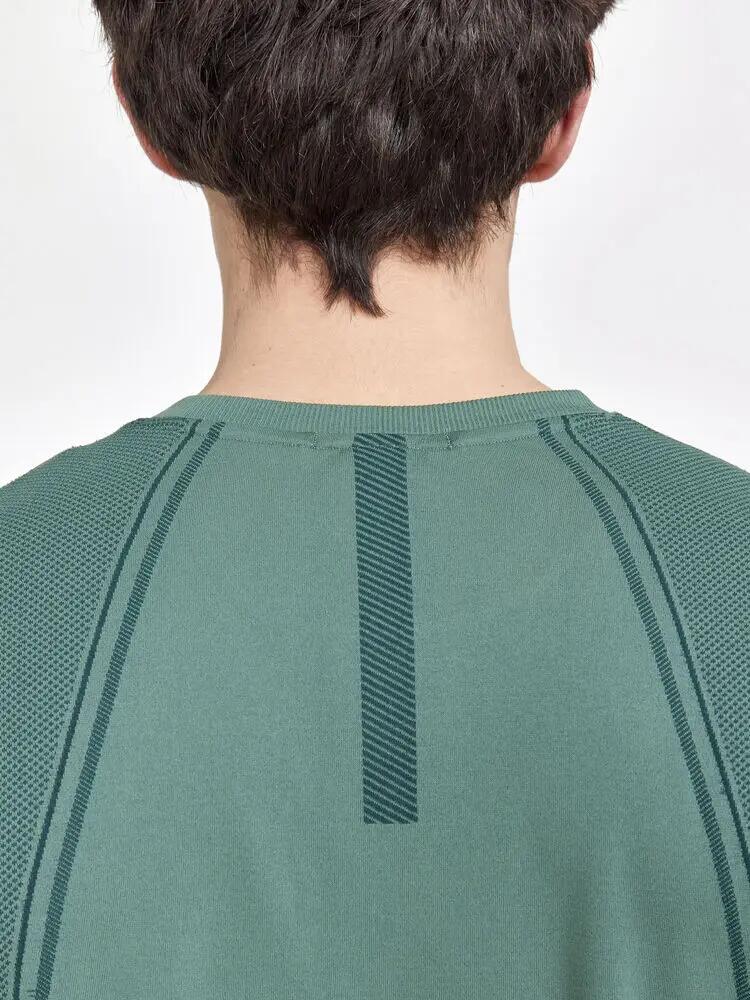 craft ADV Essence Fuseknit Tee M — jersey sem costuras, gestão térmica 5/6