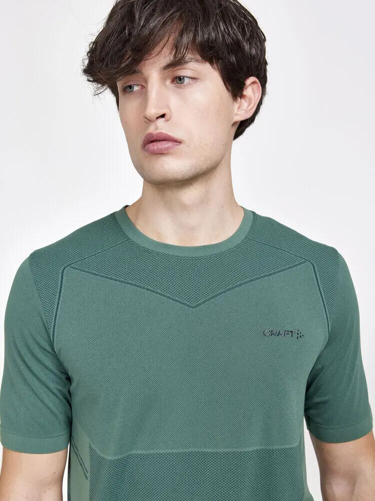 craft ADV Essence Fuseknit Tee M — jersey sem costuras, gestão térmica 4/6