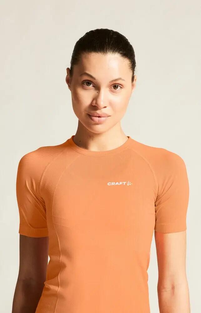 craft Active Cool Intensity SS W – leichtes, kühlendes Seamless-Shirt 6/7