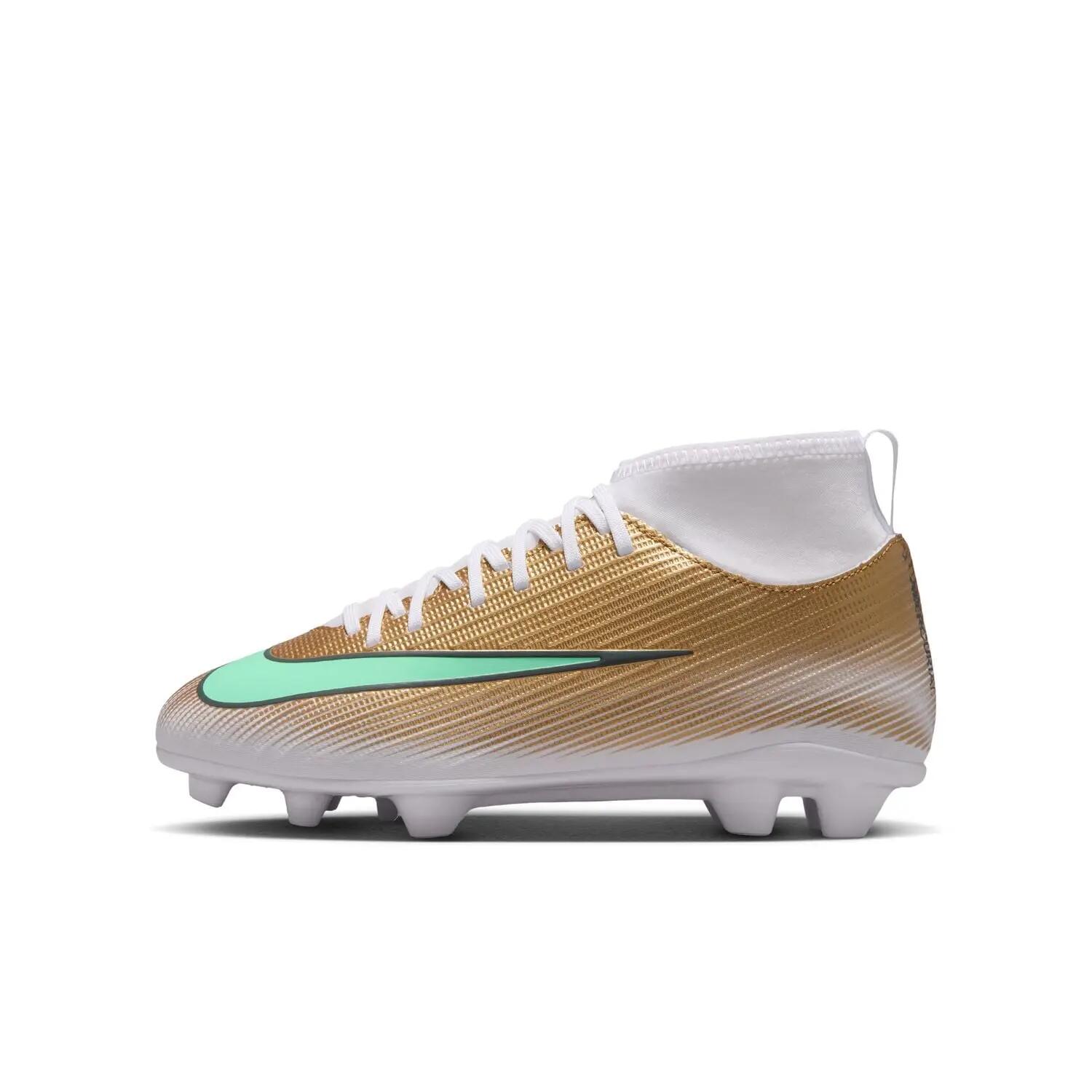 NIKE picture