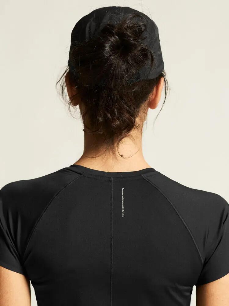 craft Hypervent Cropped Tee W – tee-shirt running courte, coupe près du corps 5/7