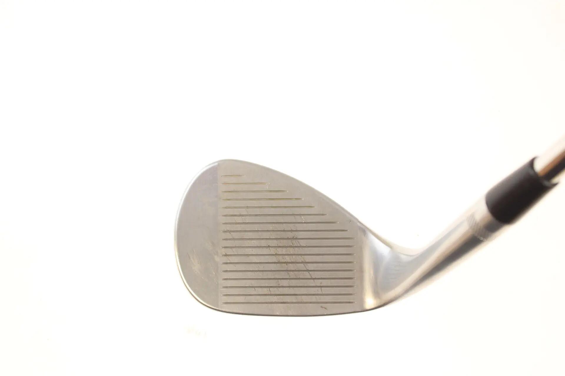 Seconde vie - Titleist Vokey SM10 Nickel D-Grind RH 58-deg Wedge - Good 3/5