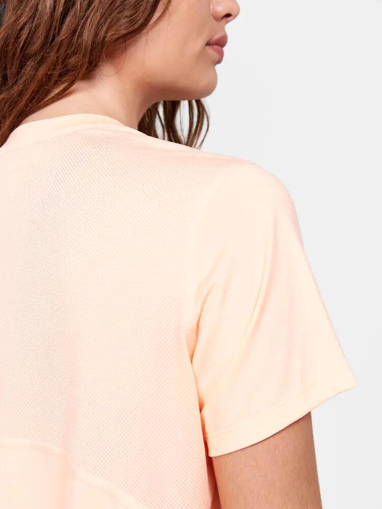 craft ADV Essence SS Tee W — respirável e sustentável 3/6