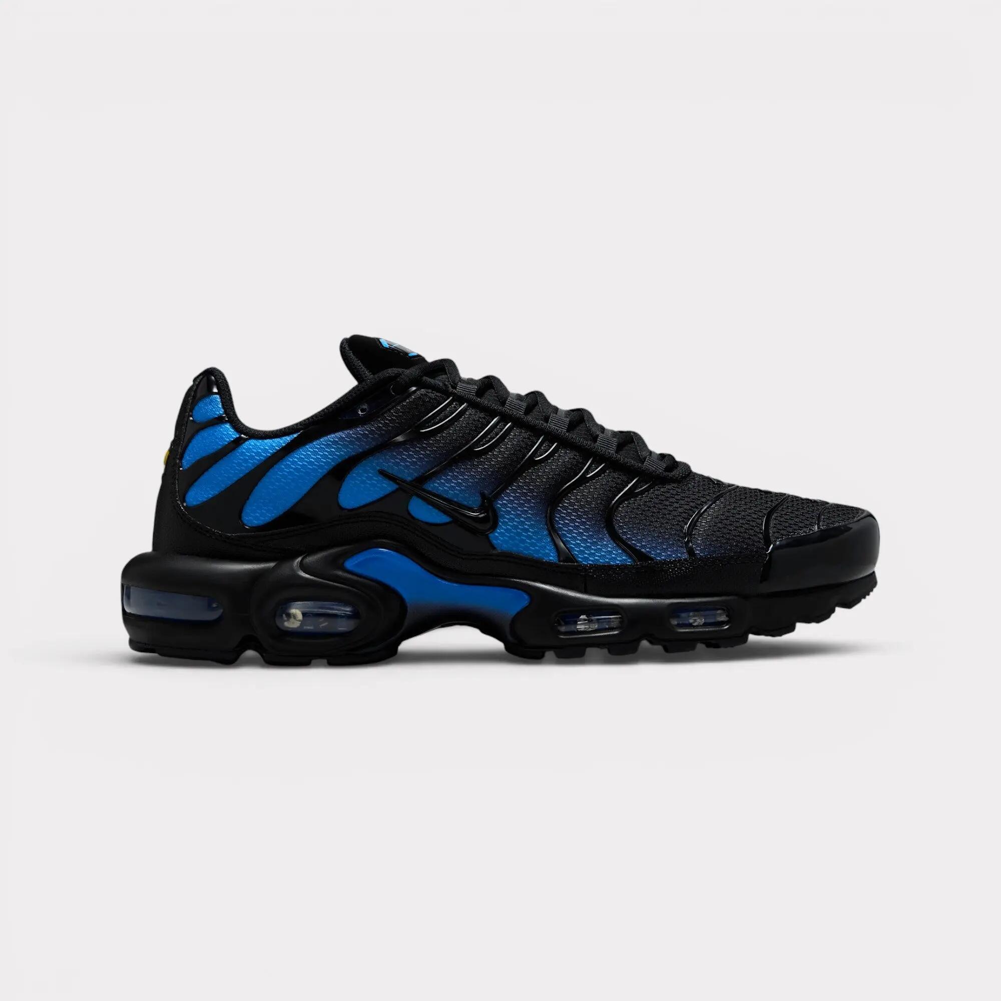 NIKE picture