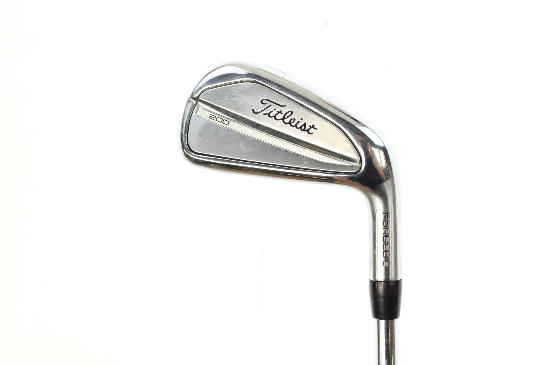 TITLEIST picture