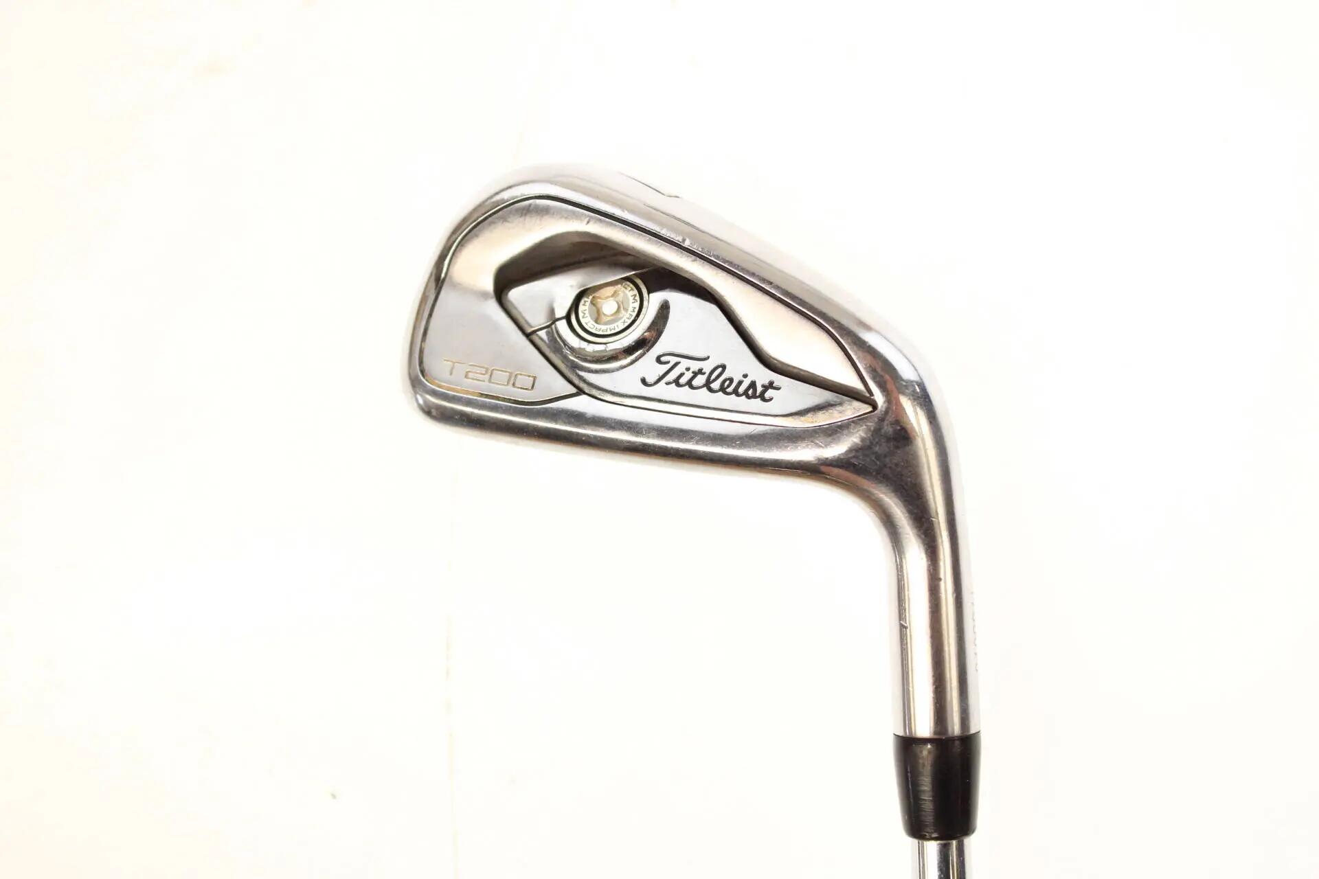 TITLEIST picture