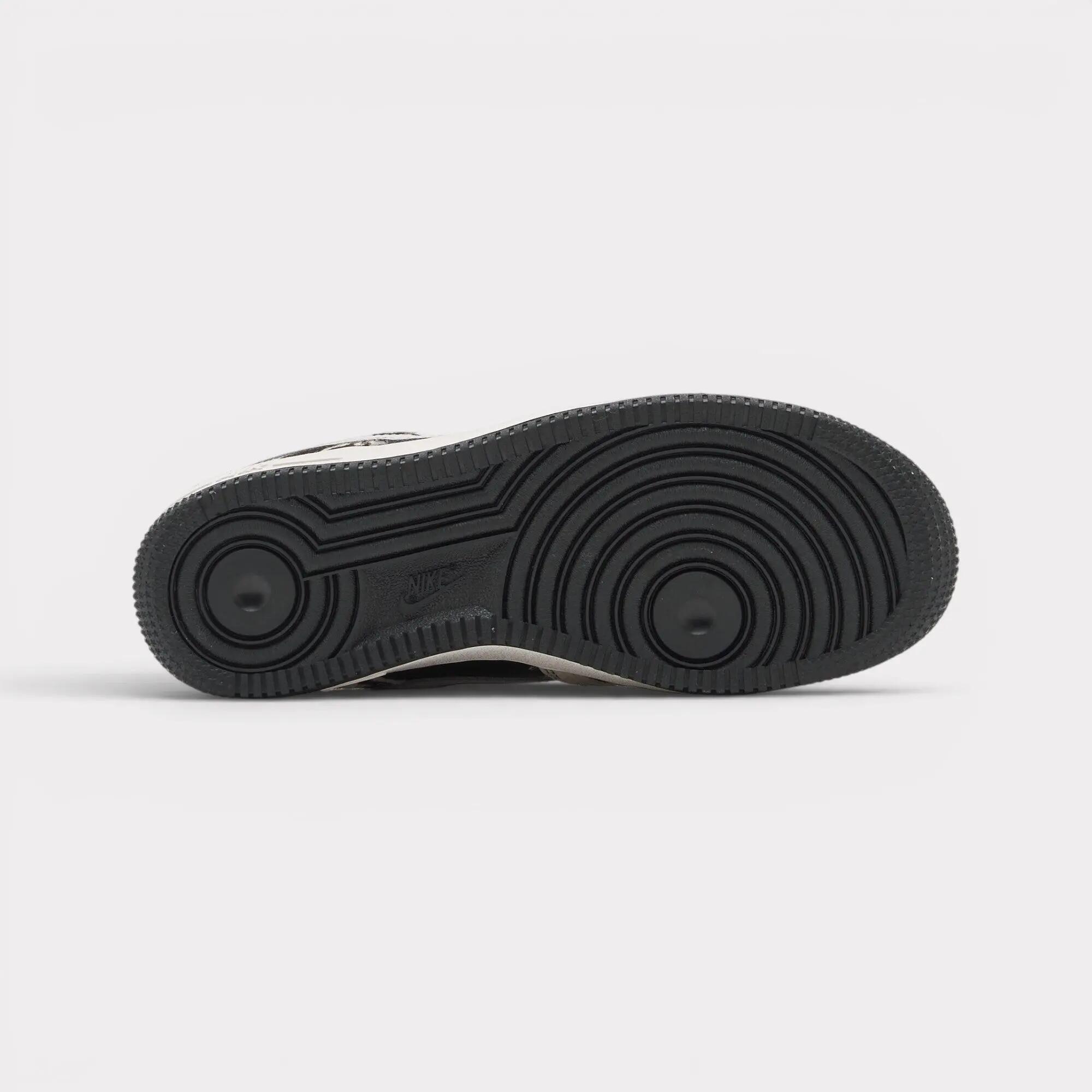 Nike Air Force 1 Low - Cow Print Black 6/7