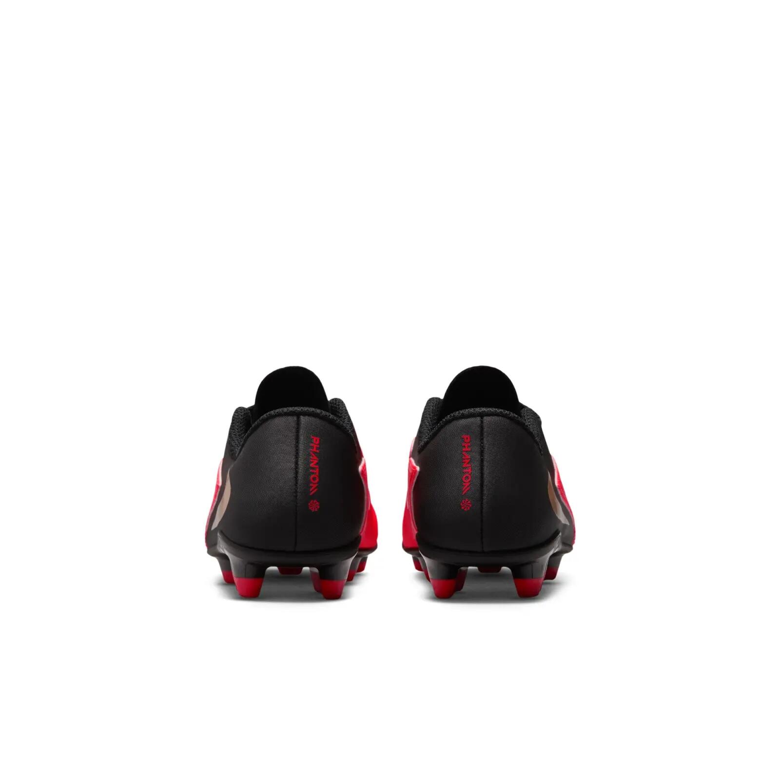 Nike JR Phantom 6 Low Club FG/MG Lk gyermek futballcipő 6/11