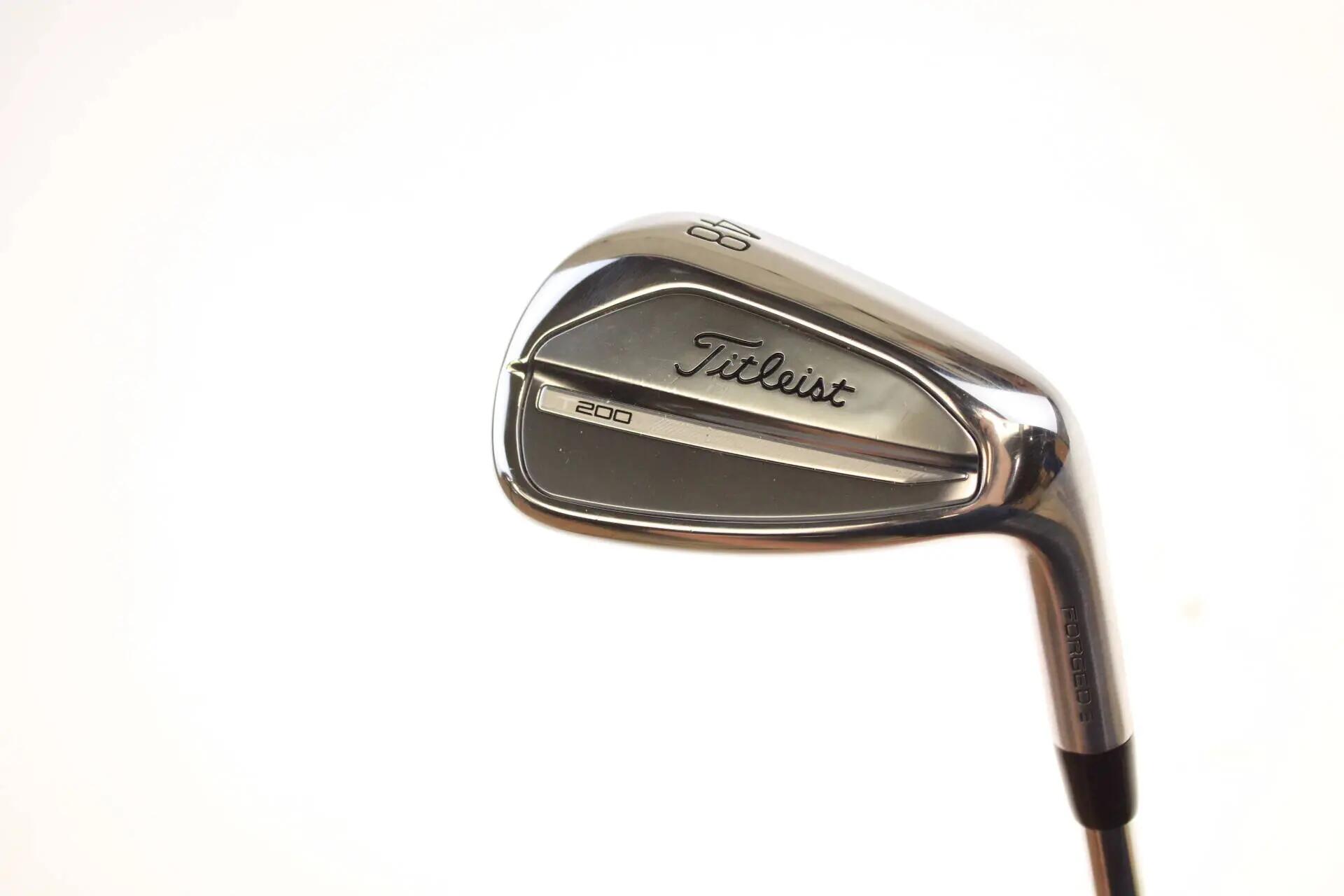 TITLEIST picture