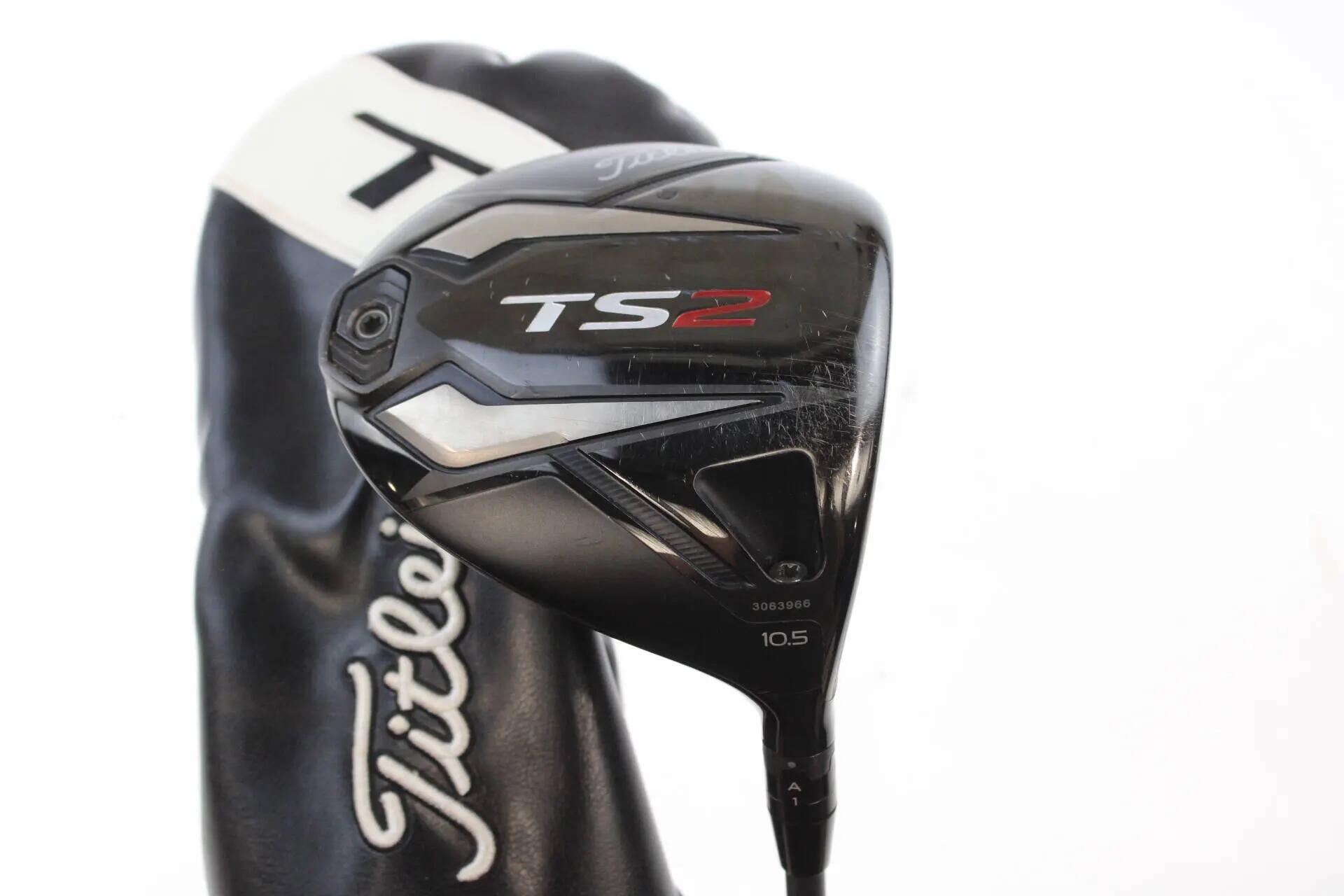 TITLEIST picture