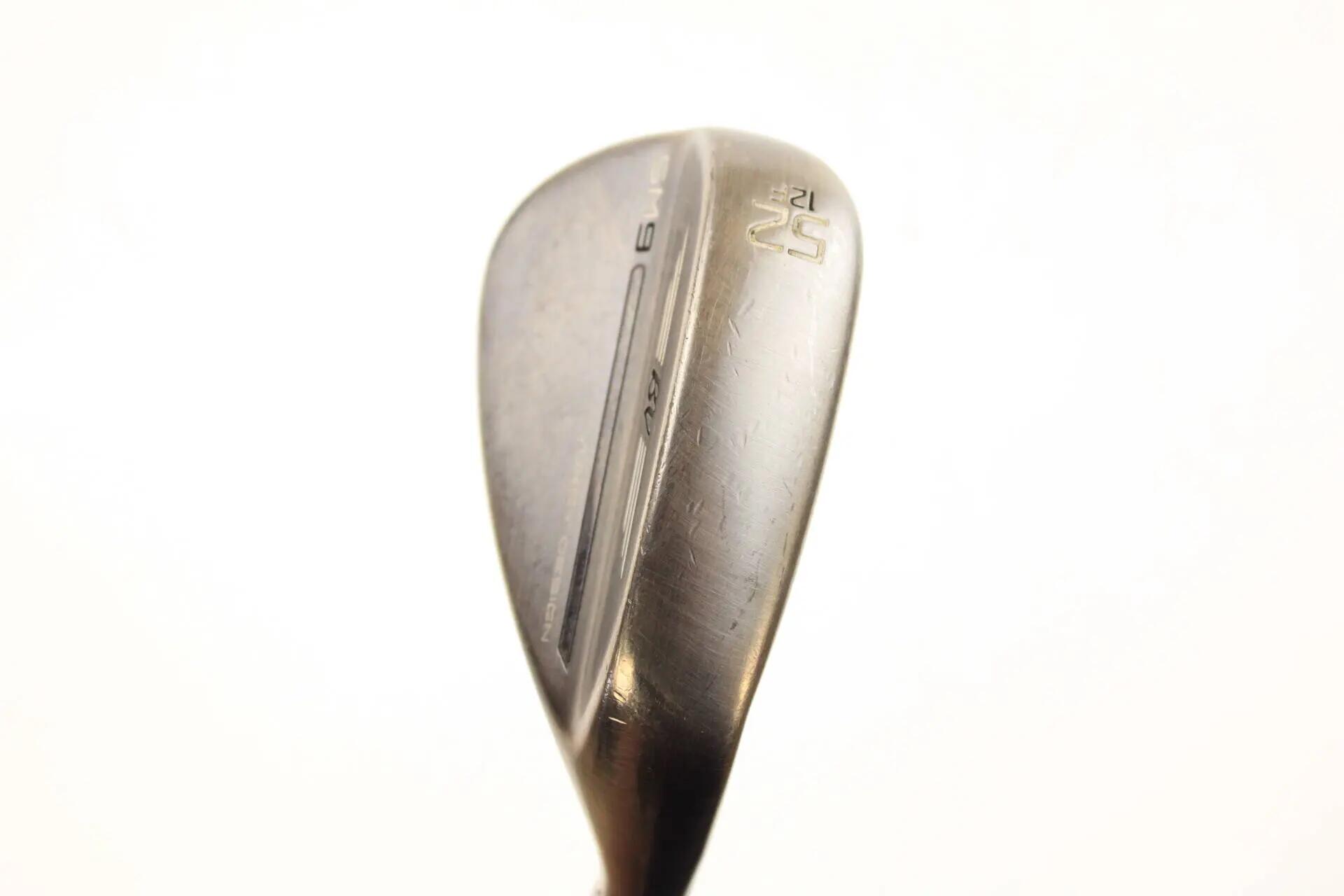 Seconde vie - Titleist Vokey SM9 Brushed Steel F-Grind RH 52-deg Wedge - Good 2/5