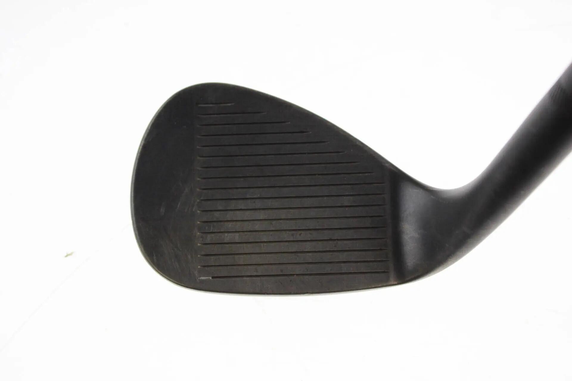 Seconde vie - Titleist Vokey SM9 Jet Black M-Grind RH 58-deg Wedge - Good 3/5