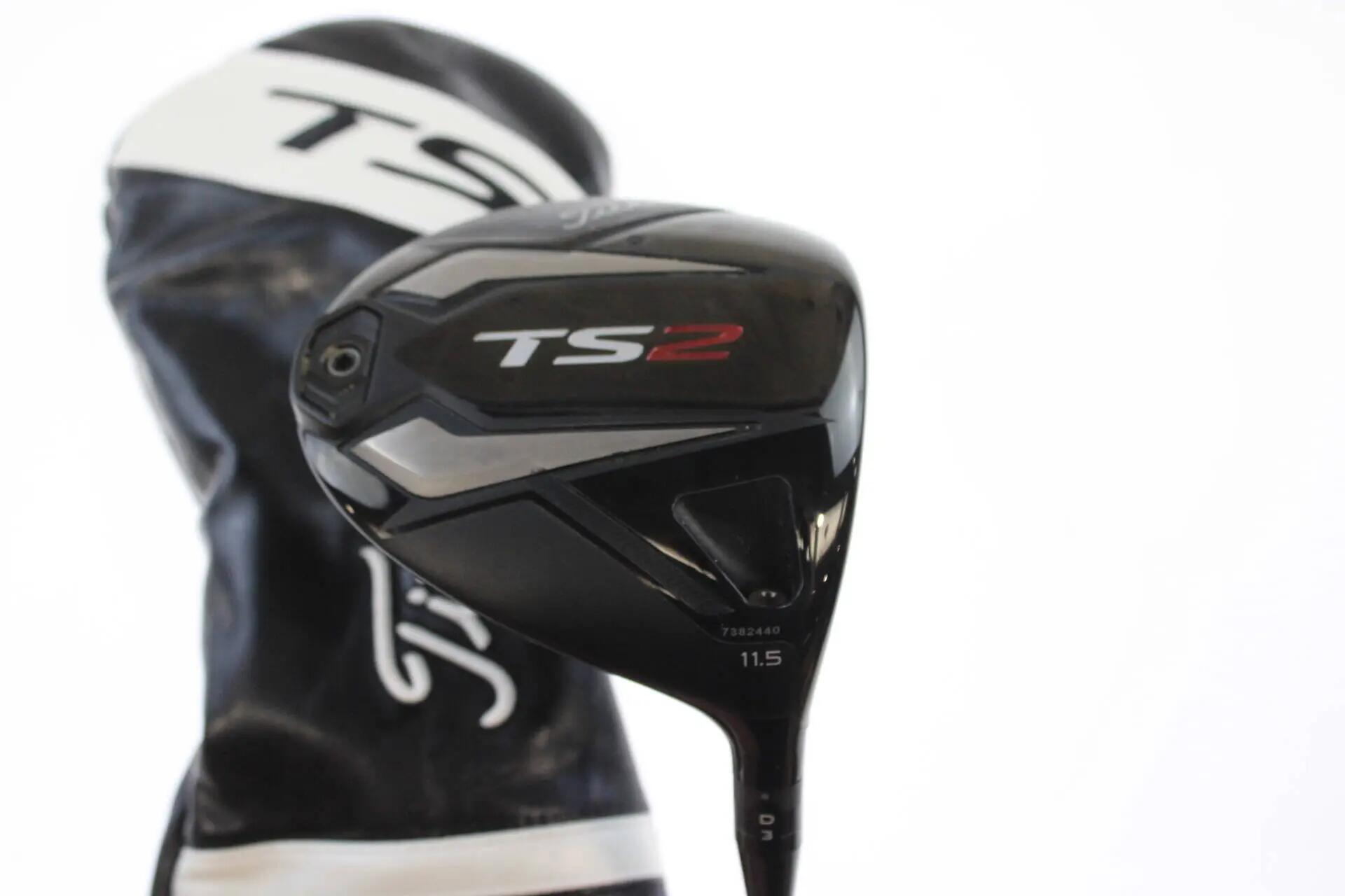 TITLEIST picture