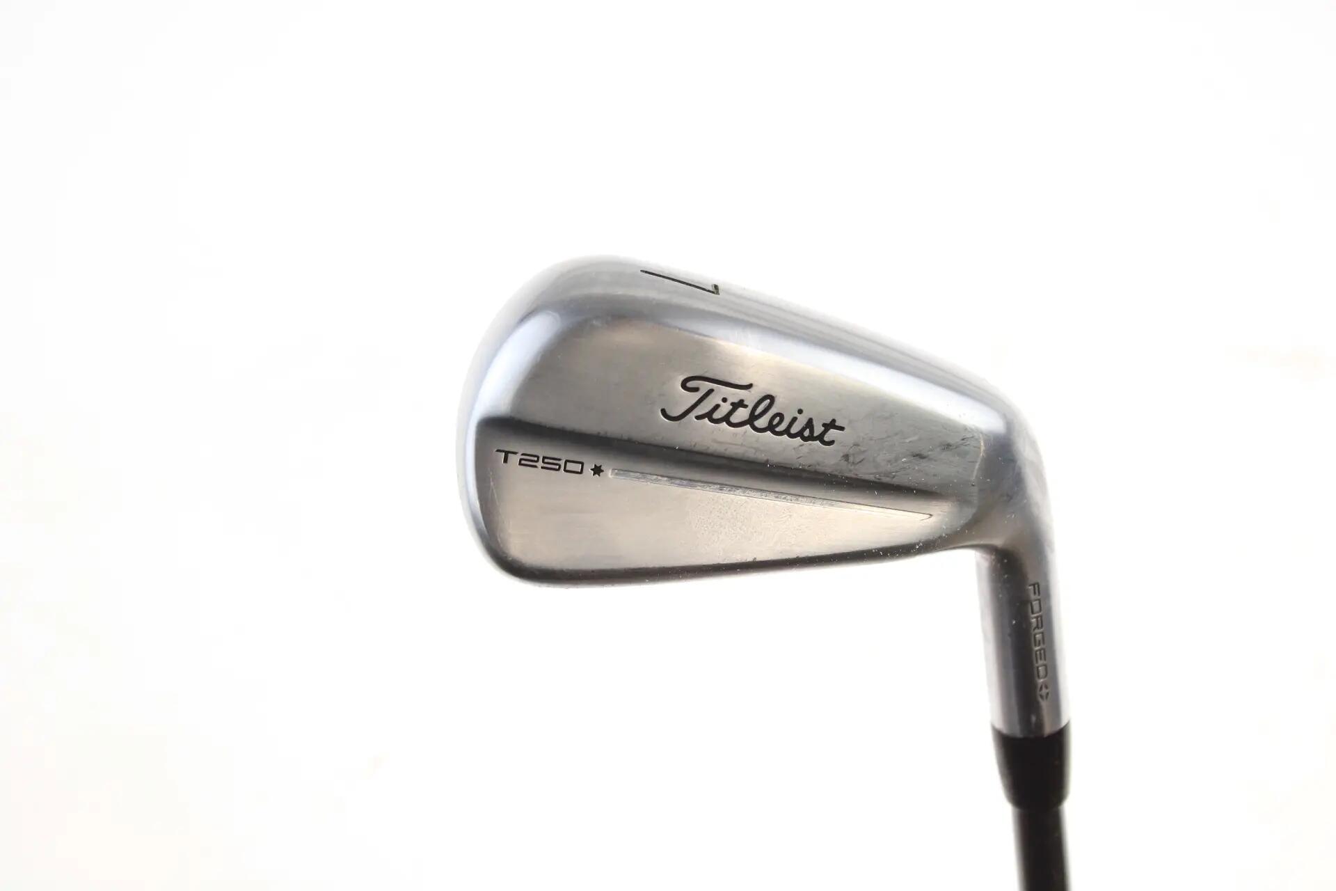 TITLEIST picture