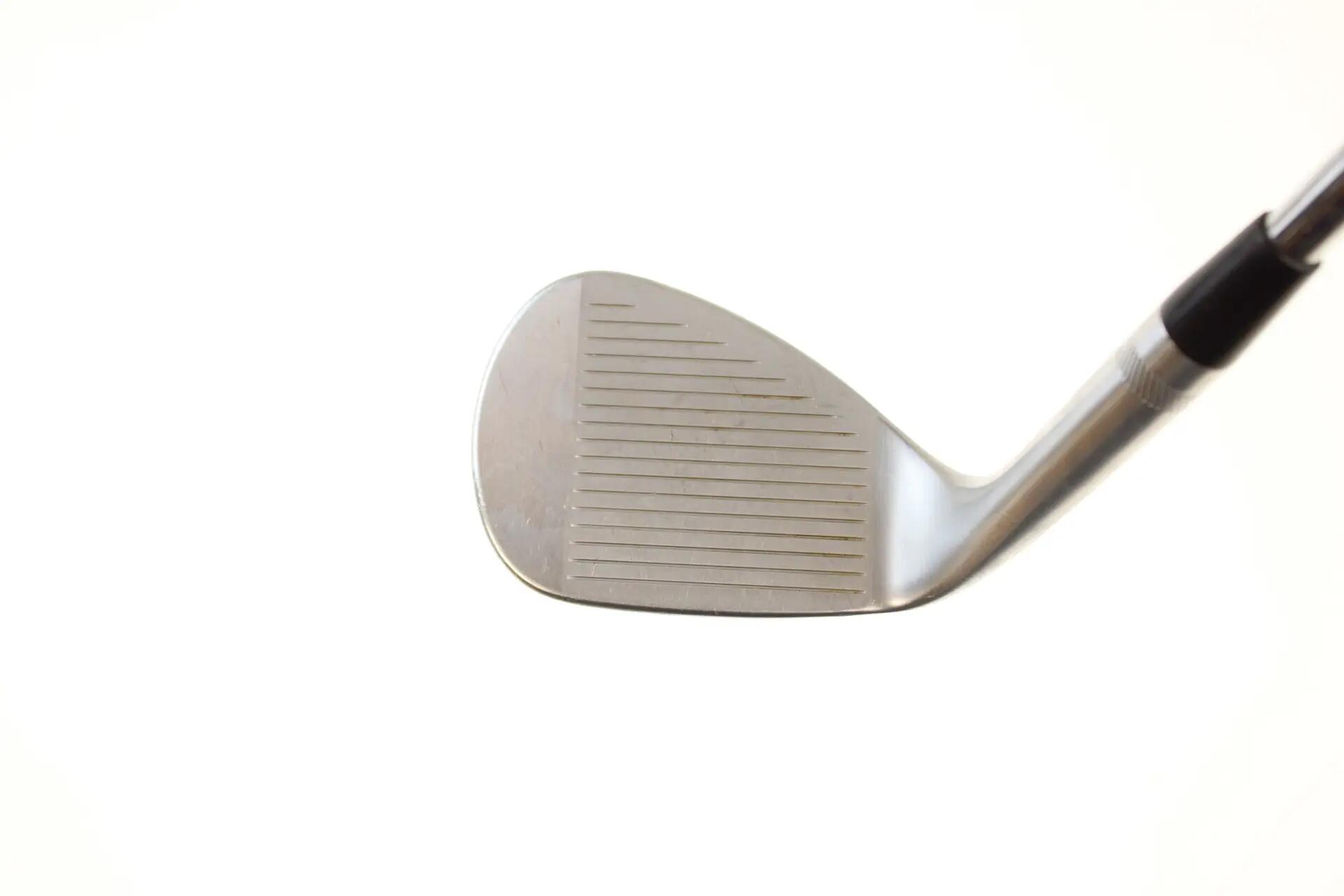 Seconde vie - Titleist Vokey SM10 Tour Chrome M-Grind RH 62-deg Wedge - Good 3/5