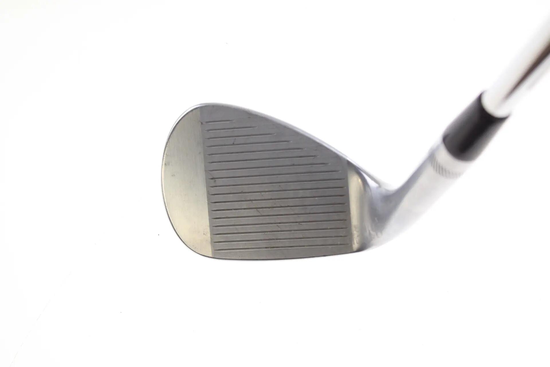 Seconde vie - Titleist Vokey SM10 Tour Chrome M-Grind RH 54-deg Wedge - Good 3/5