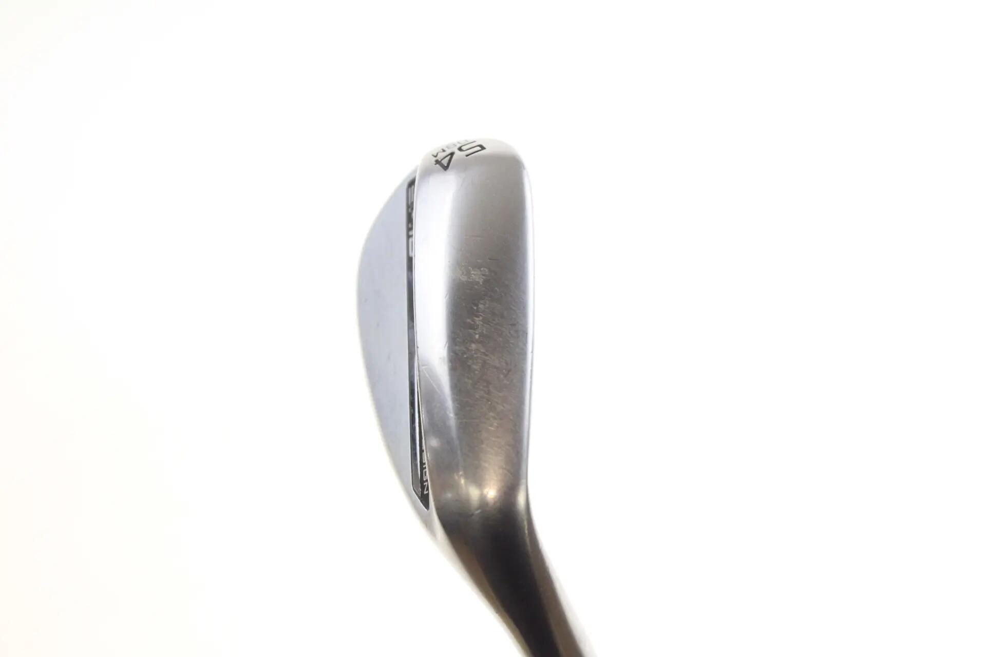 Seconde vie - Titleist Vokey SM10 Tour Chrome M-Grind RH 54-deg Wedge - Good 2/5