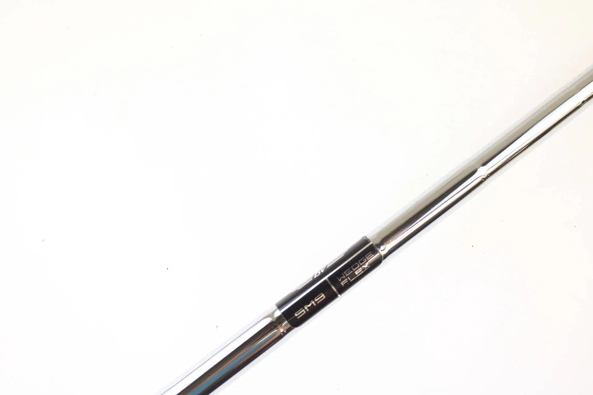 Seconde vie - Titleist Vokey SM9 Brushed Steel F-Grind RH 50-deg Wedge - Good 4/5