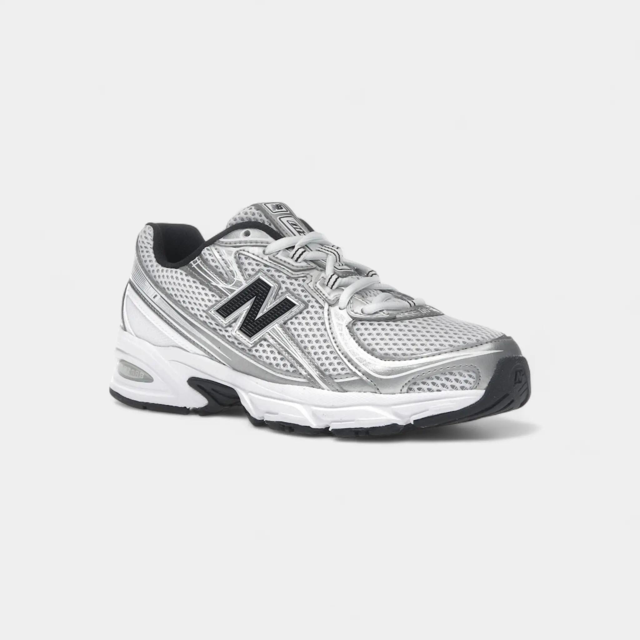 New Balance 740 White Silver Metallic Navy 2/5