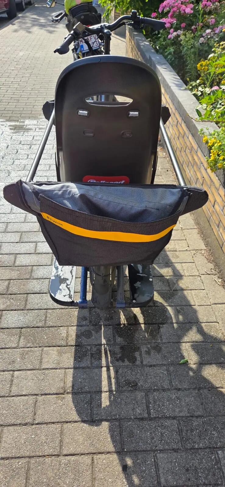 Tussen Particulieren - Elektrische longtail-bakfiets E-three 500 Blauw 4/7