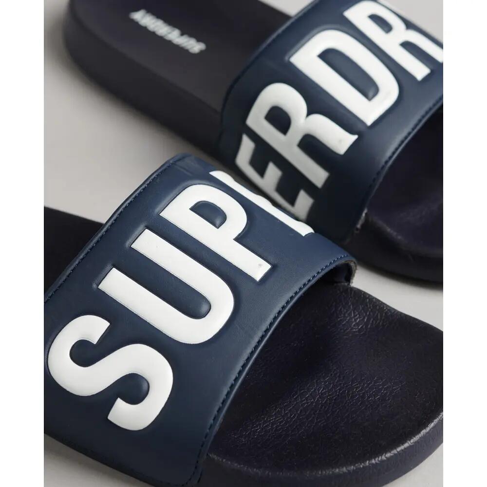 superdry Core Pool Sliders – tiras almofadadas e sola moldada em EVA 2/4