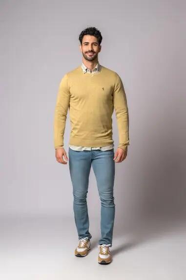 JERSEY CUELLO PICO MOSTAZA 4/5