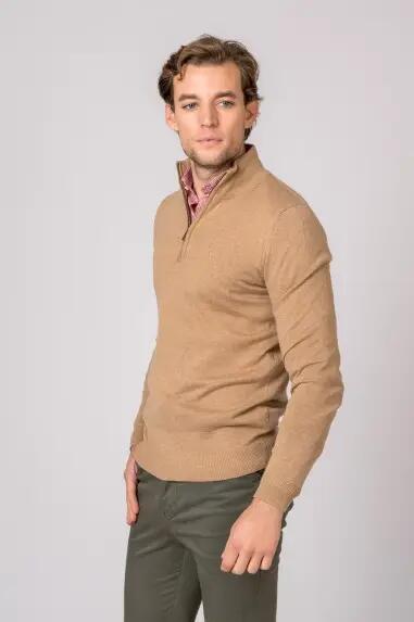 SUETER CUELLO CREMALLERA CAMEL 2/5