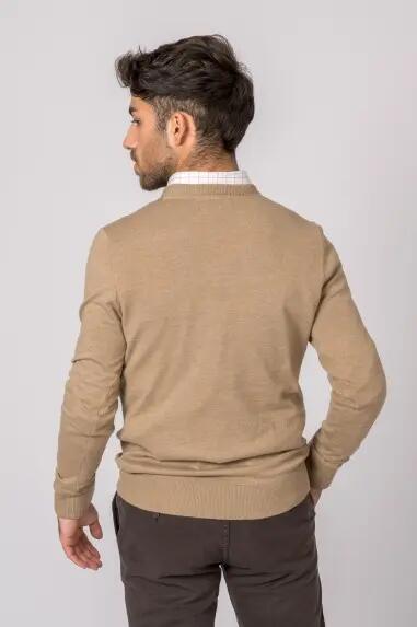 SUETER CUELLO REDONDO MARRÓN 5/5
