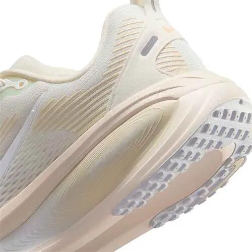 Buty do biegania damskie Nike Vomero 18 5/5