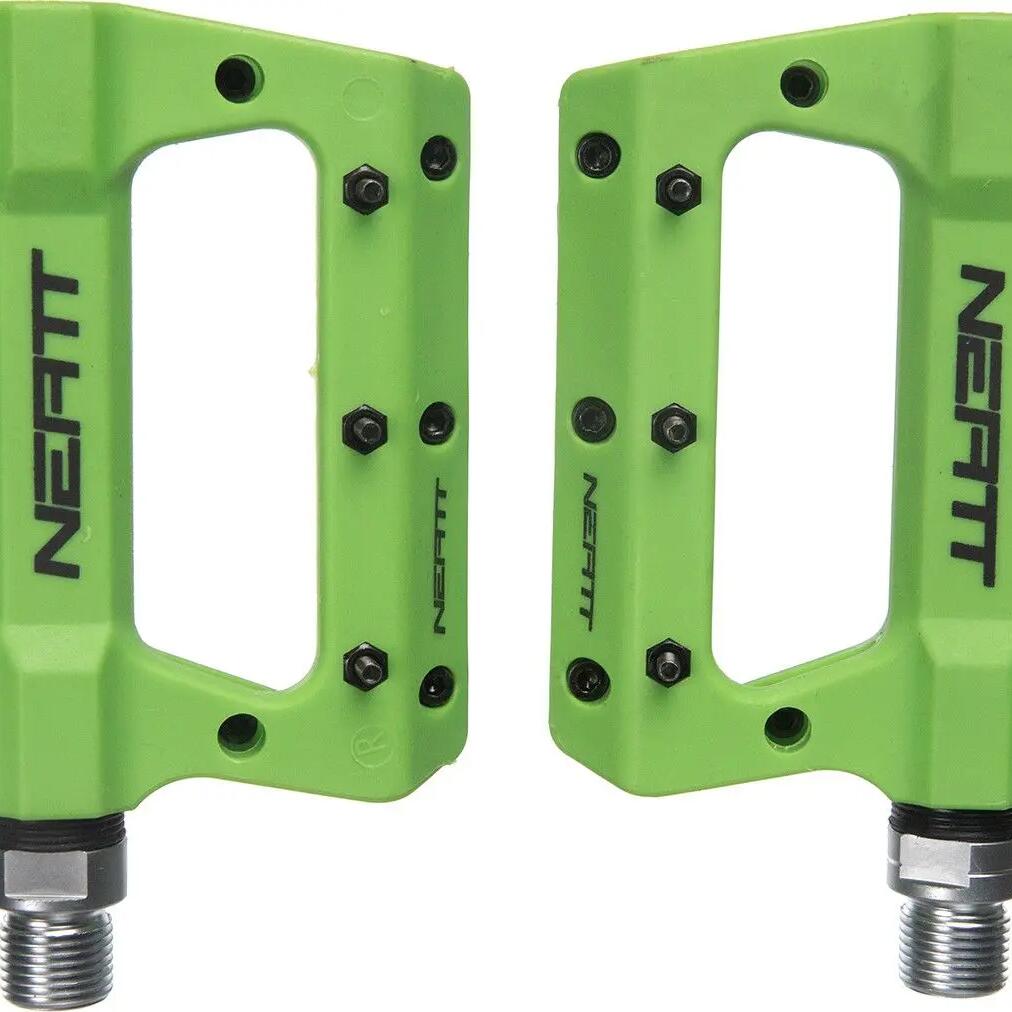 Pair of Neatt Composite 8 Pin Flat Pedals Green