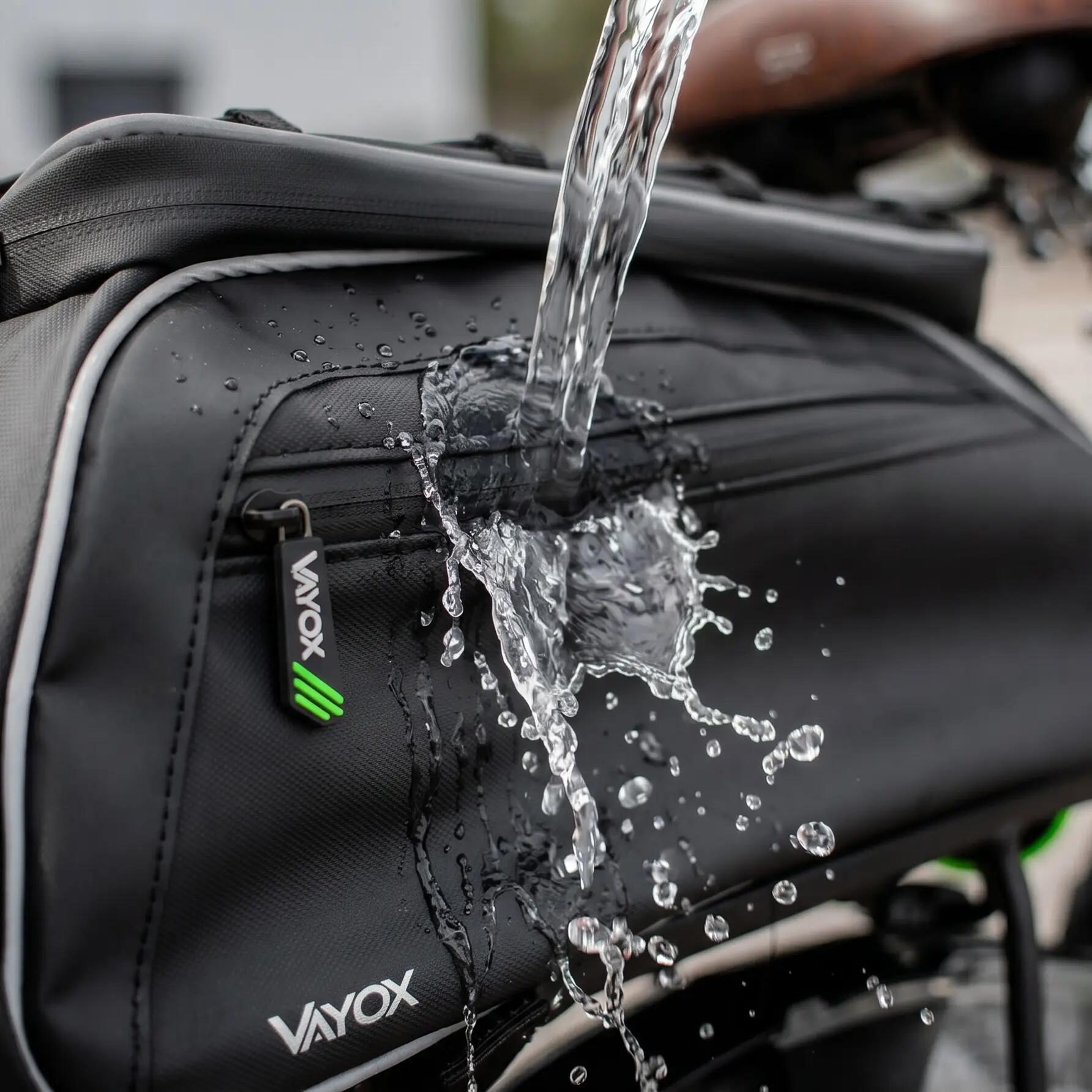 Brašna na kolo na nosič VAYOX VA0448 vodotěsná 10L 11/16