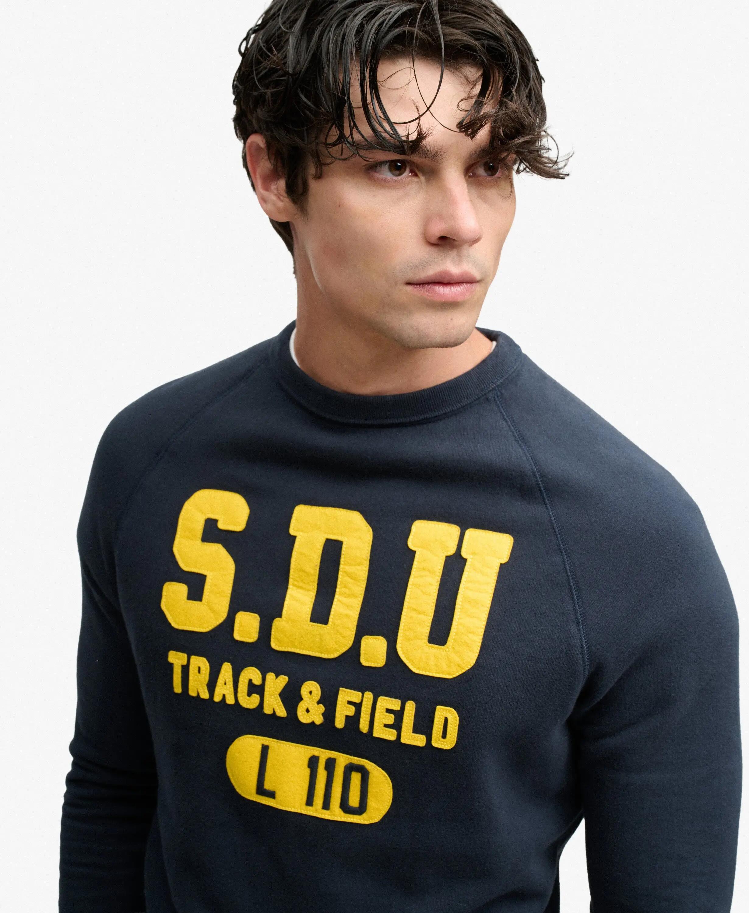superdry Athletic Felt Applique crewneck sweater in heavy fleece 4/5