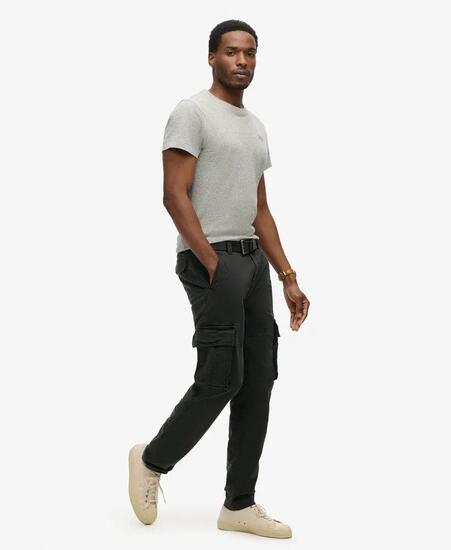superdry Core Cargo Pants — robuste Cargohose in Schwarz