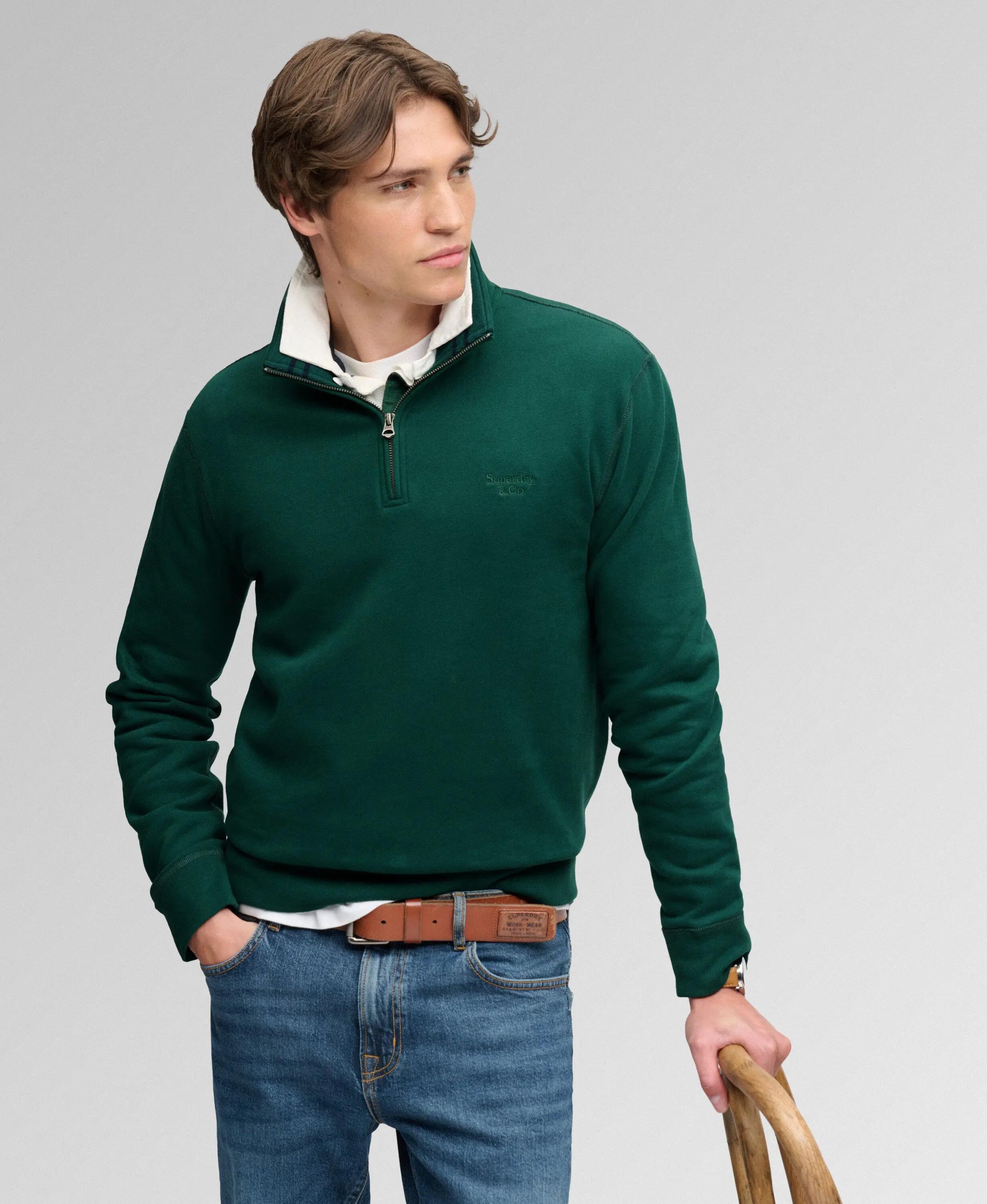 superdry Sweat Essential Serif Logo Half Zip – Relaxed Fit, Varsity Green 2/5
