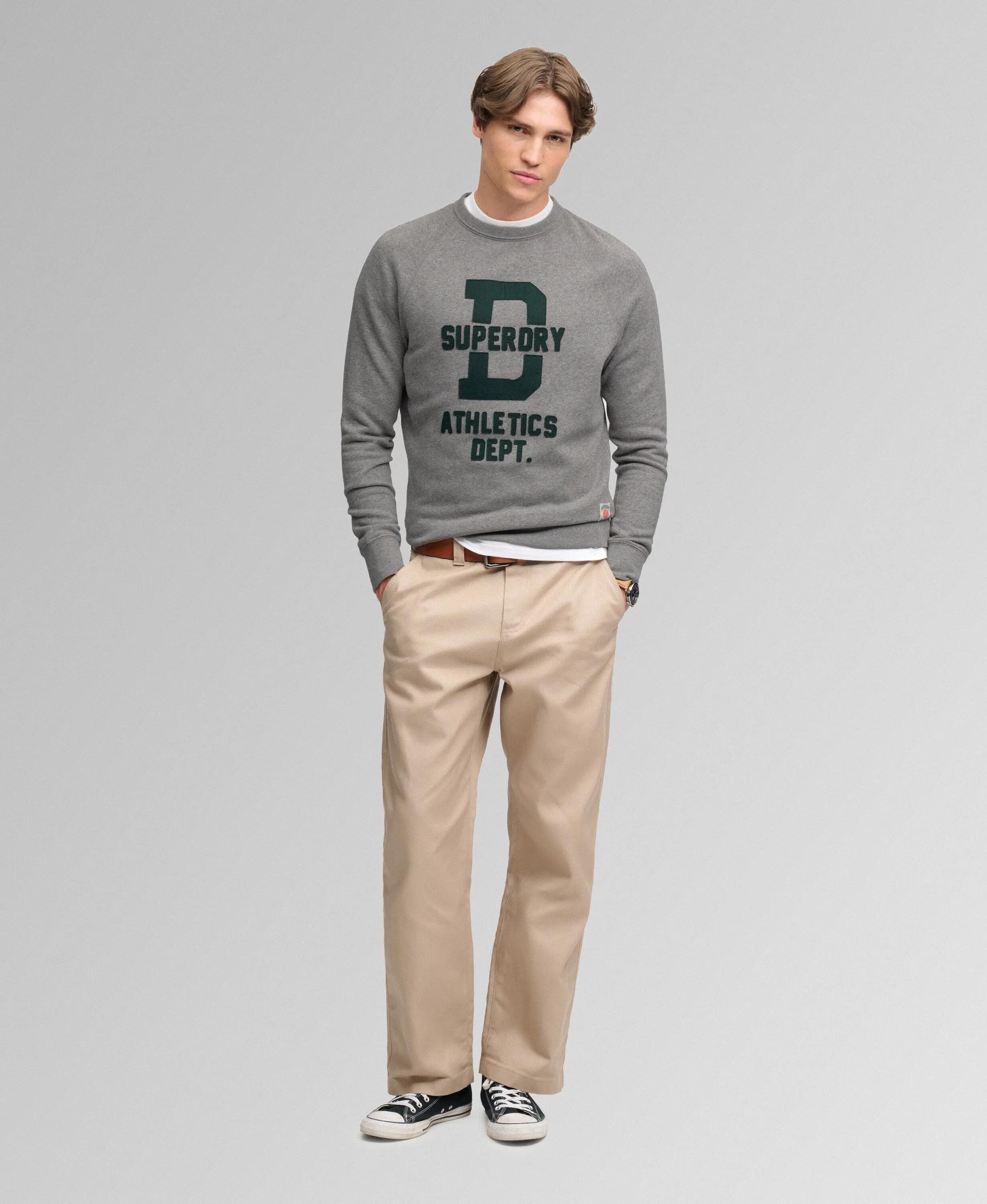 superdry Sweatshirt Athletic Felt Applique col rond – Gris vintage foncé 3/7