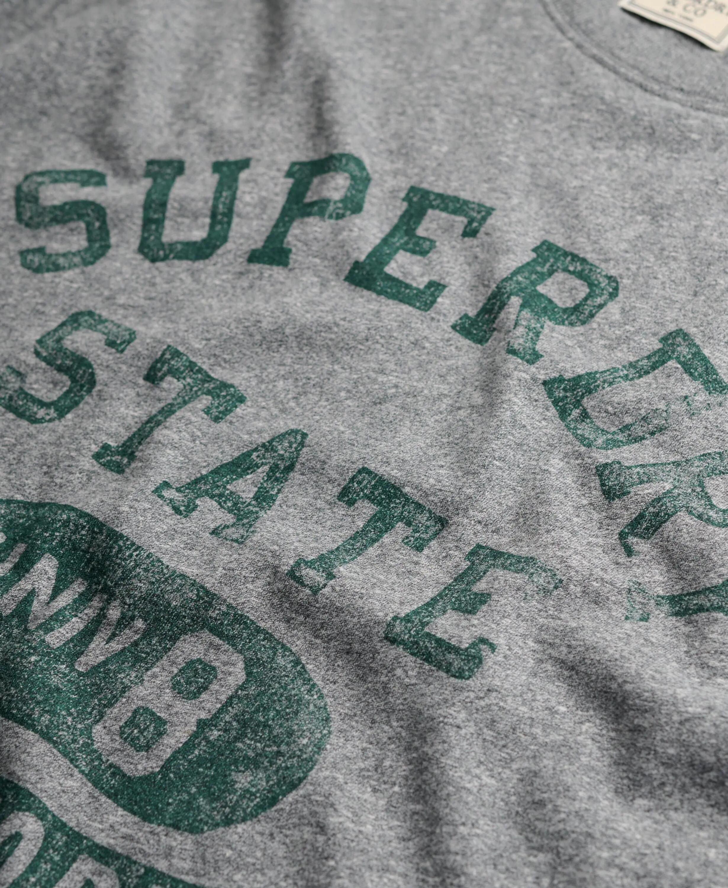 superdry T-Shirt Athletic Essentials Taglio Loose 6/7