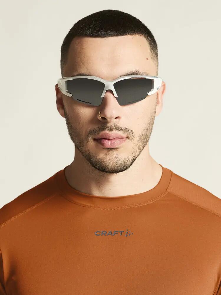 craft ADV Essence SS Tee 2 M – ademend trainingstop 4/7