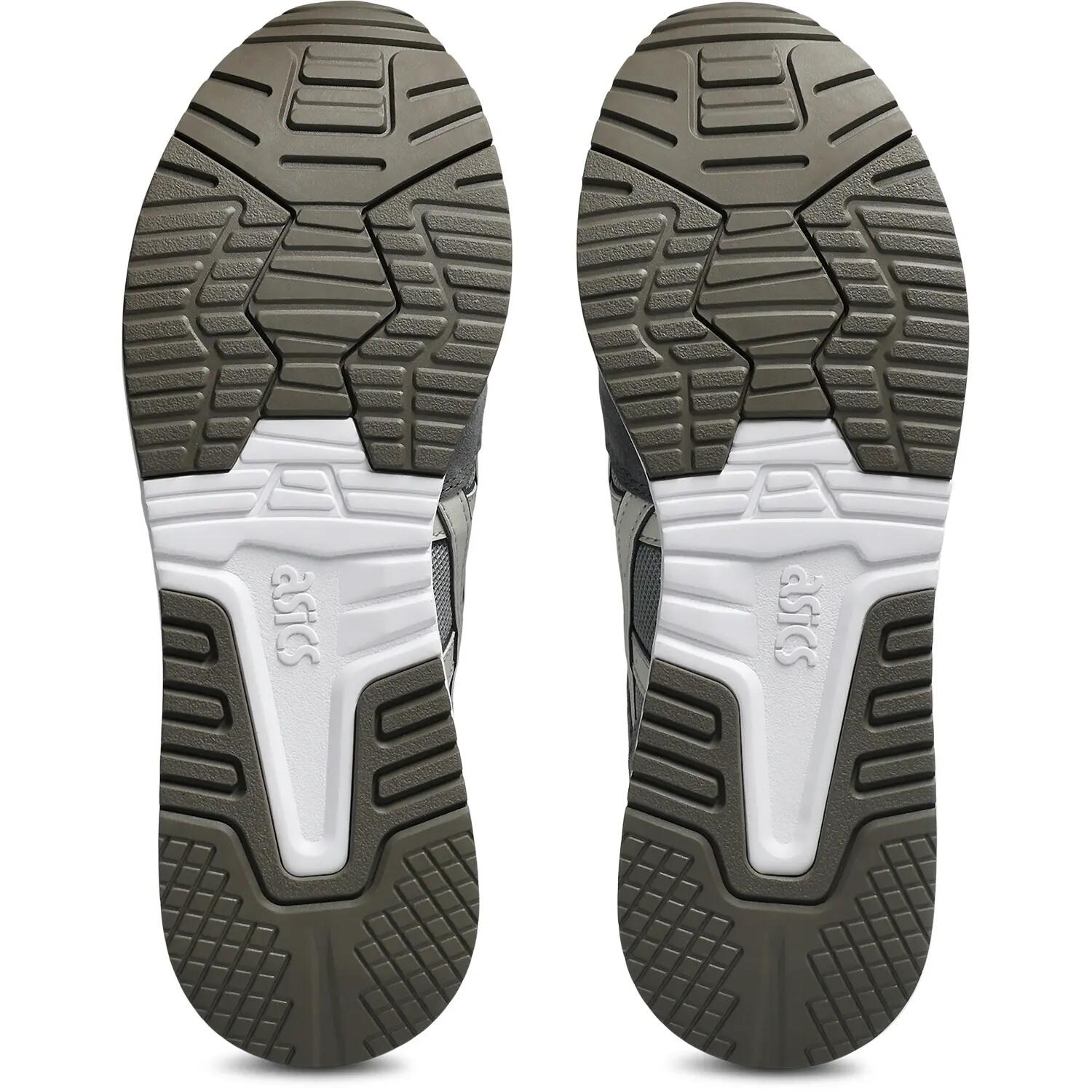 Chaussures pour homme Asics Grises. 4/5