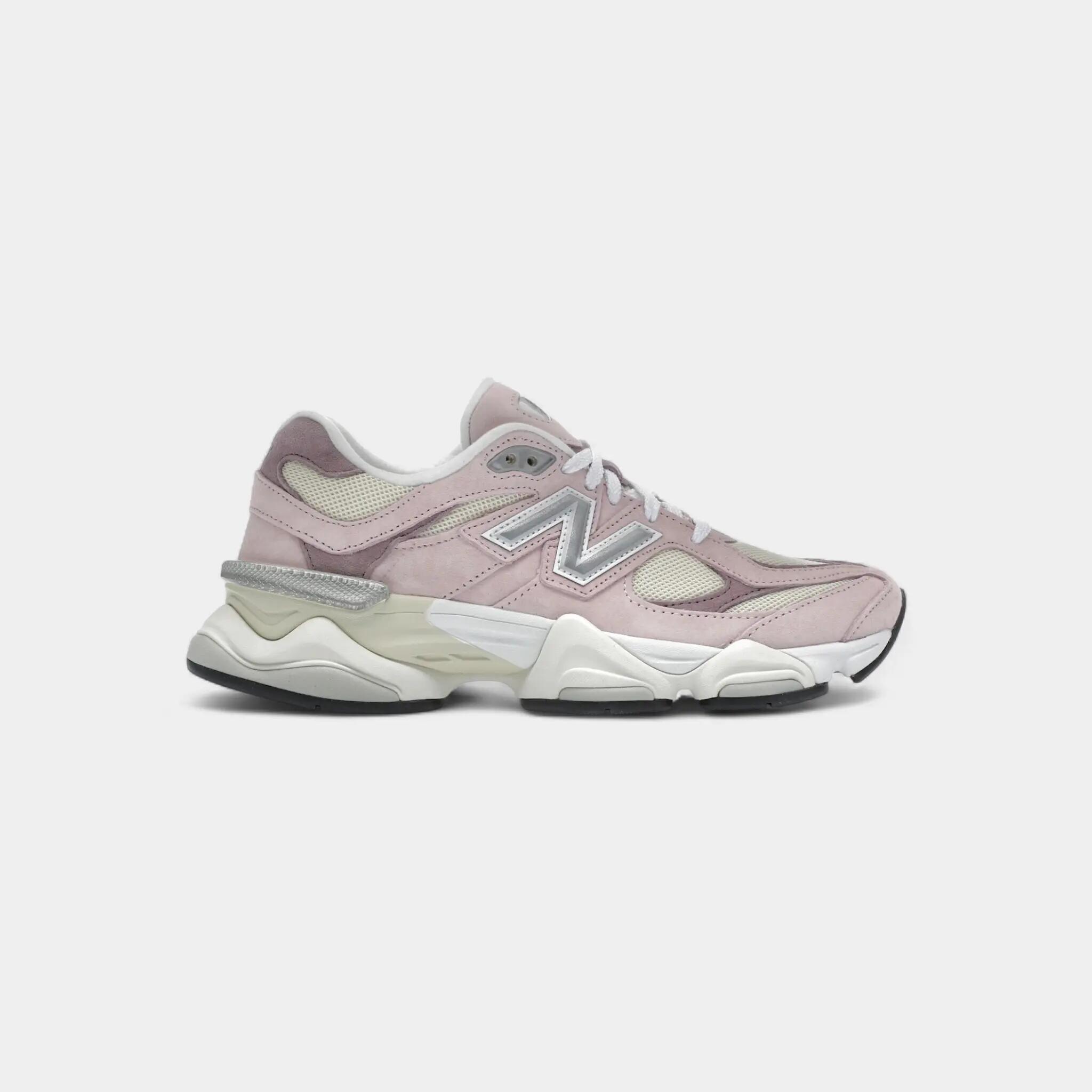 NEW BALANCE picture
