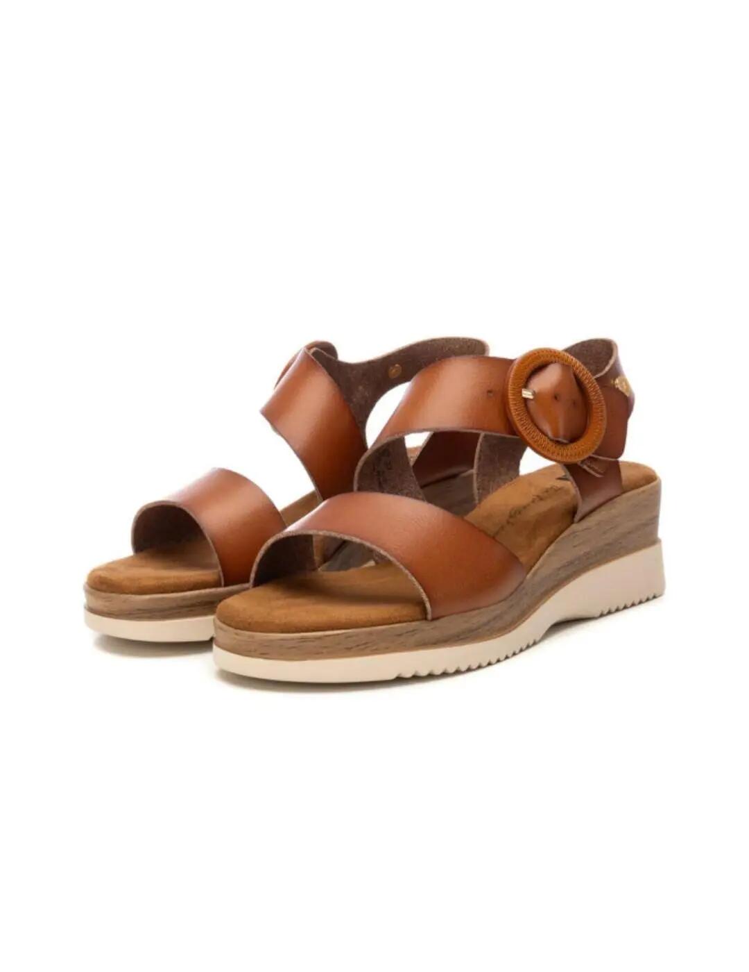 Sapatilhas para Mulher Xti Camel. 2/4