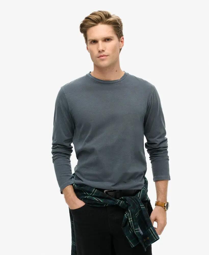 SUPERDRY picture