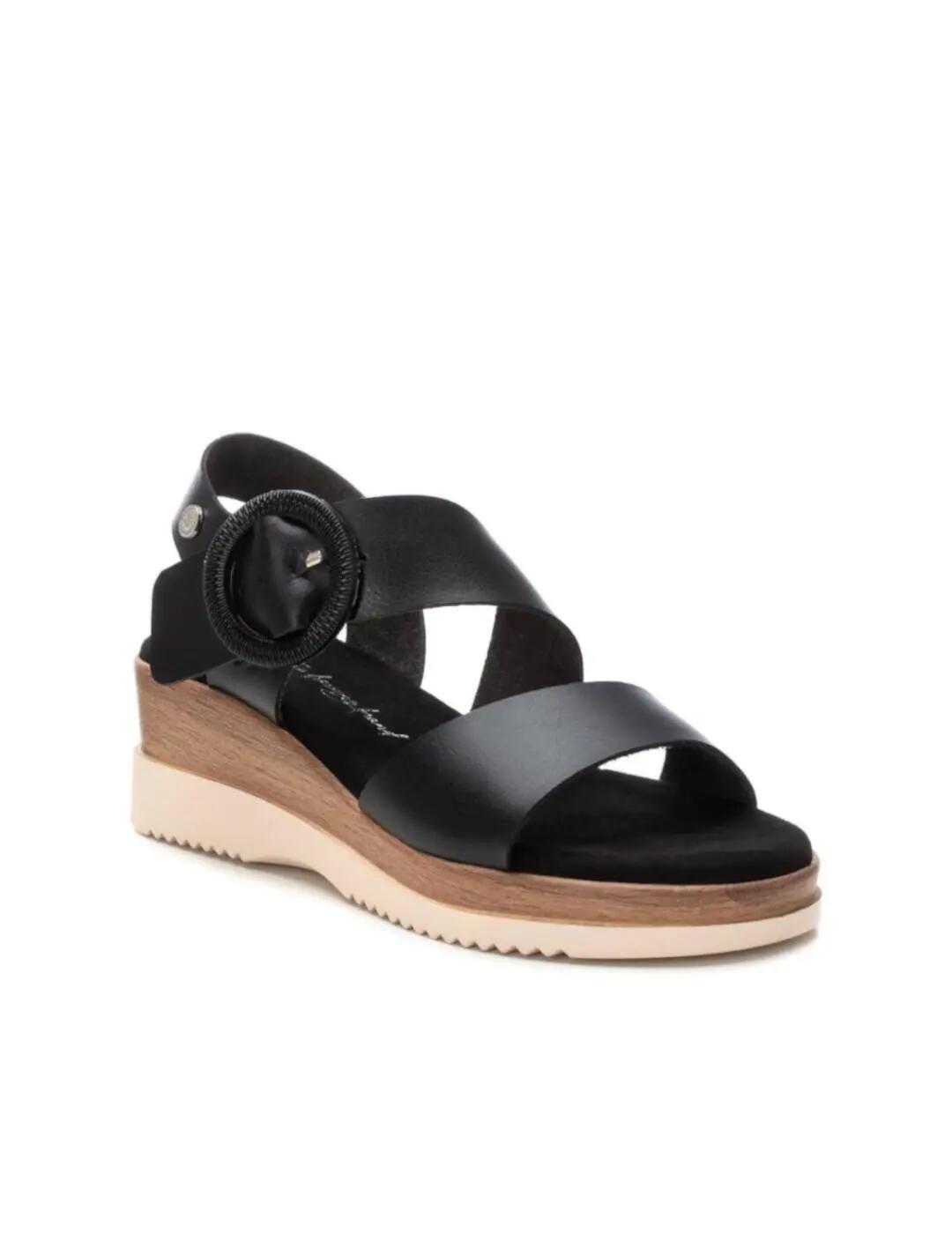 Scarpe da donna Xti nere. 2/4