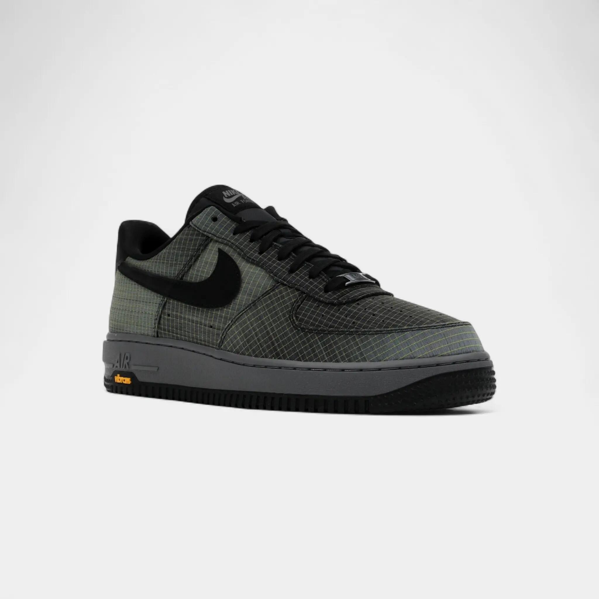 Nike Air Force 1 Low LX Vibram Pencil Point Black 2/5