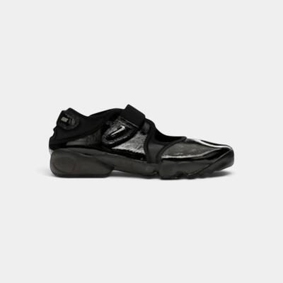 Nike air rift black metallic silver (women's)