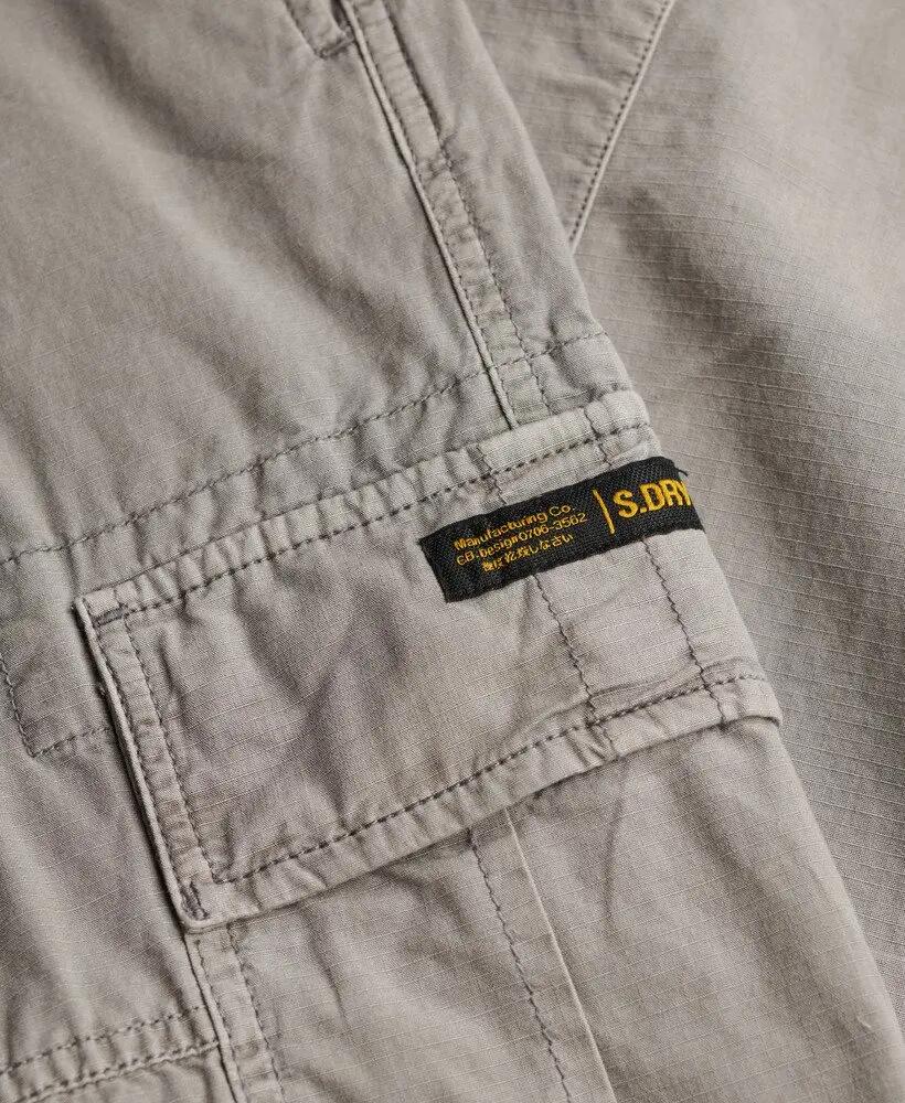 superdry Pantalon Cargo Ripstop Light en coton — coupe droite 7/7