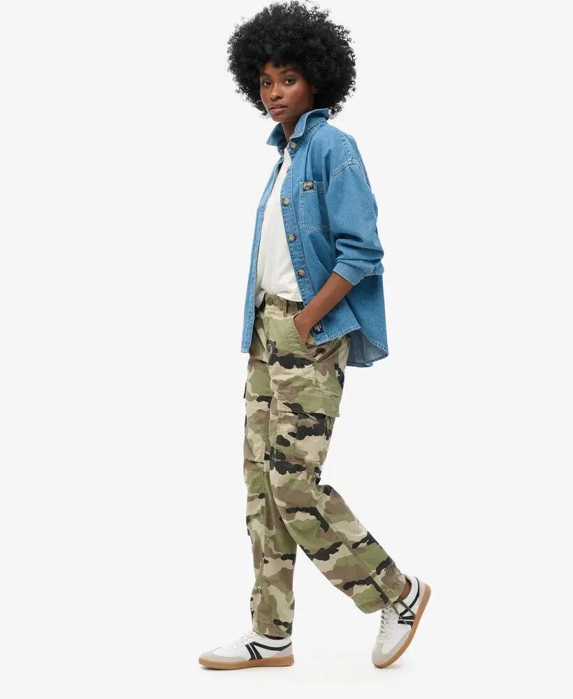 SUPERDRY picture