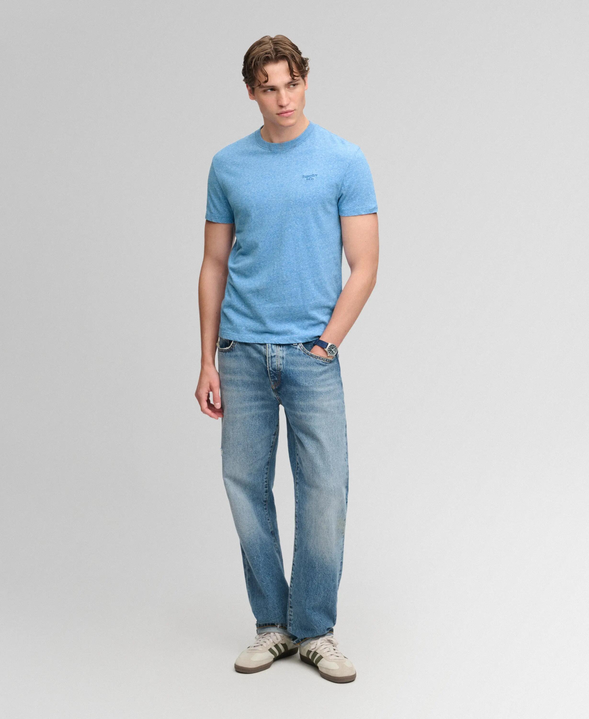 superdry Camiseta Essential Serif Logo bordado Slim fit algodón orgánico 3/7