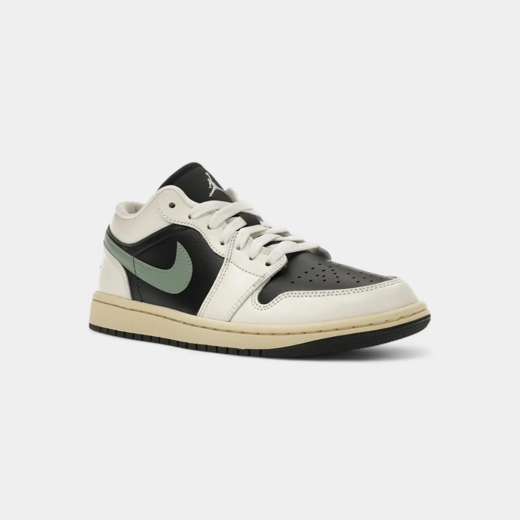 Jordan 1 Low Jade Smoke (Women's) 2/5